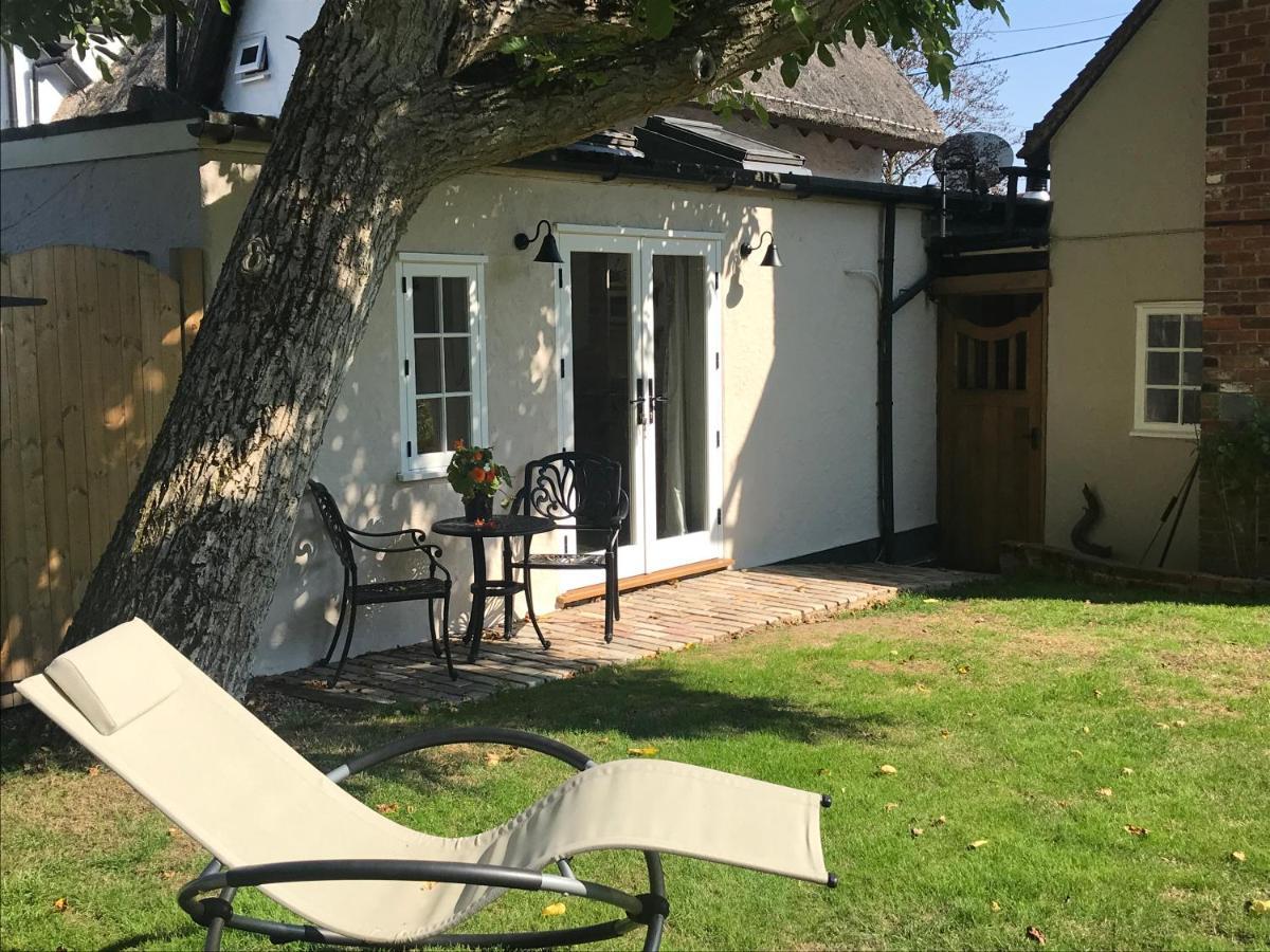 Corner House Luxury Bnb Little Dunmow Екстер'єр фото