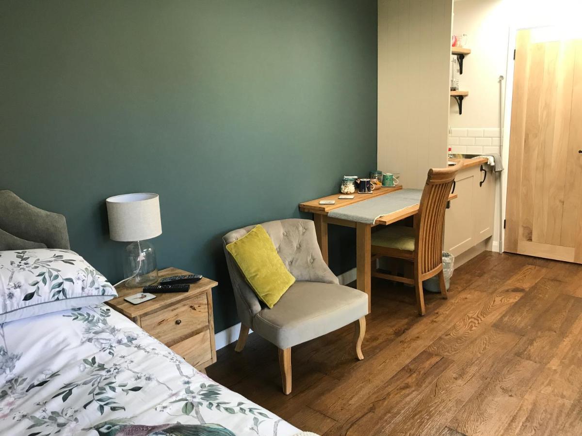 Corner House Luxury Bnb Little Dunmow Екстер'єр фото