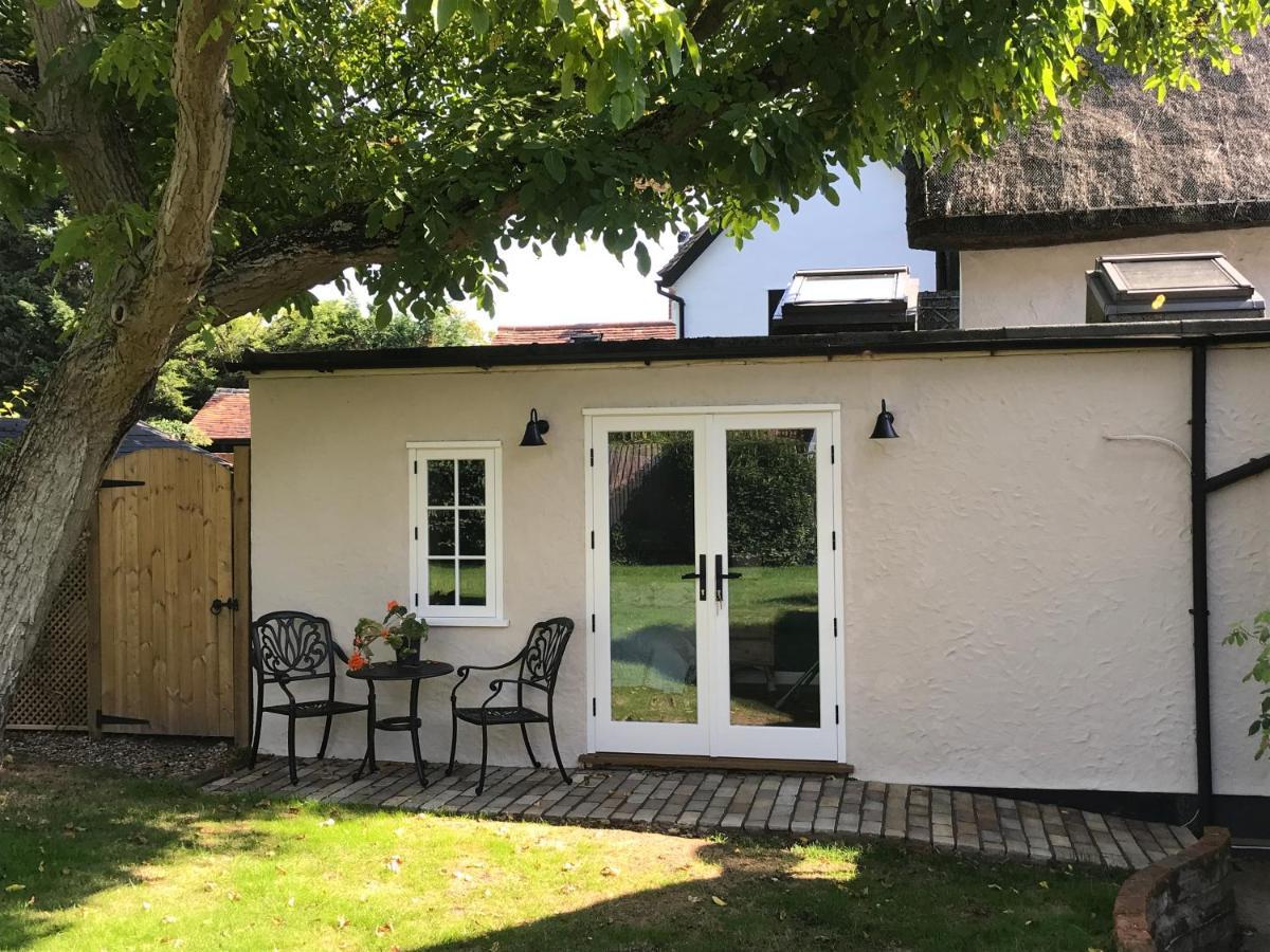 Corner House Luxury Bnb Little Dunmow Екстер'єр фото