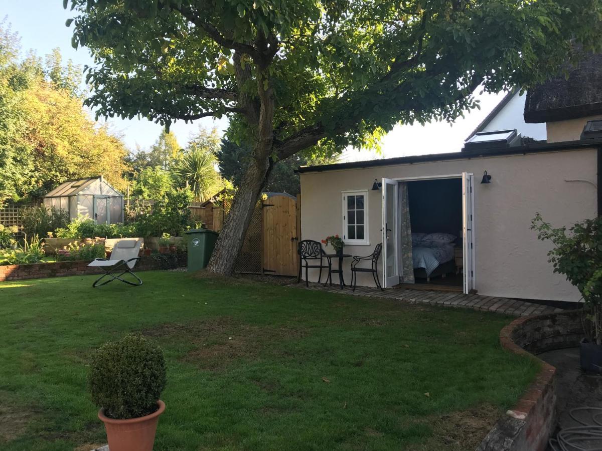 Corner House Luxury Bnb Little Dunmow Екстер'єр фото